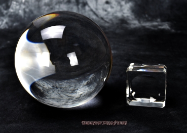 Hexenshop Dark Phönix Wahrsage Glaskugel mit Ständer ∅10 cm